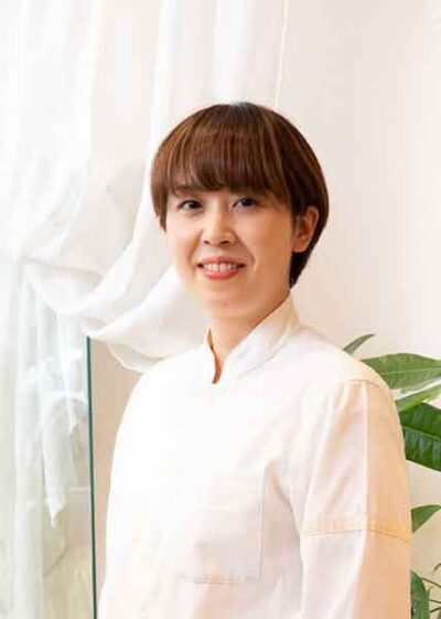 エミリ